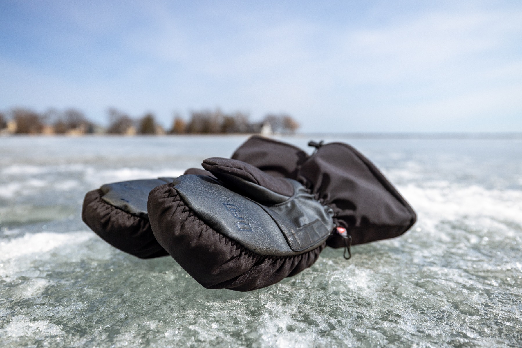 Extreme Mitt