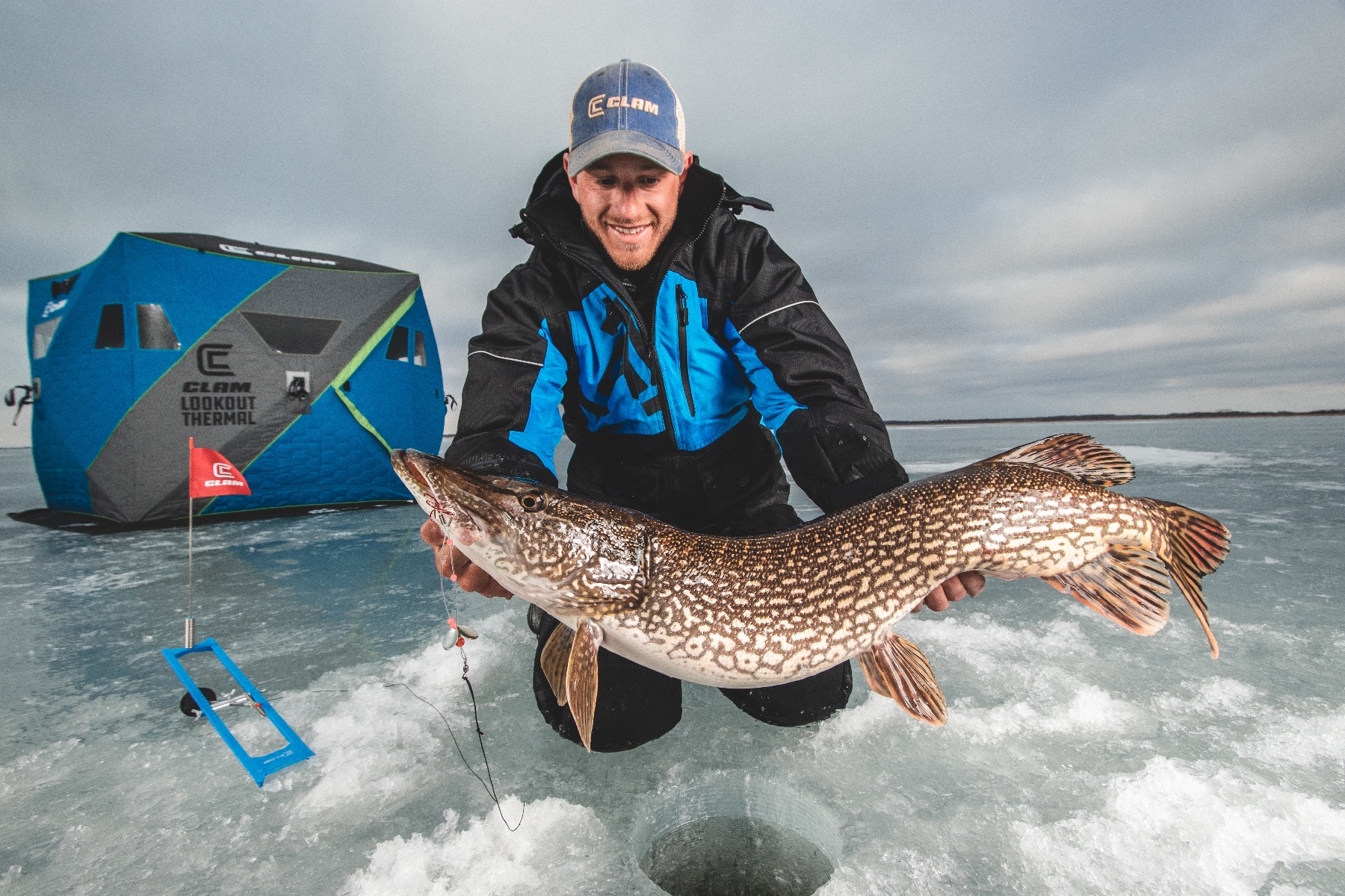 Blue Ice Pike Tip Up